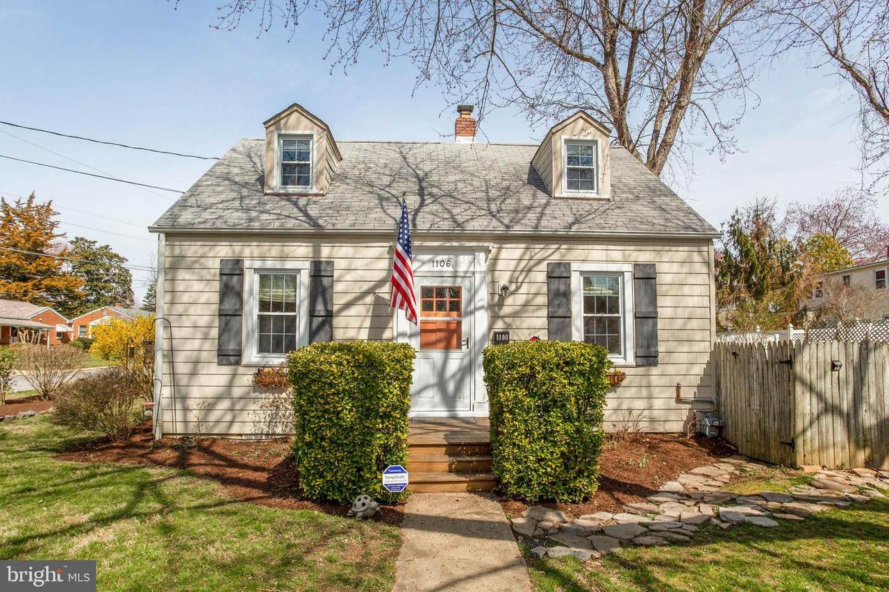 1106 Van Buren Street - Photo 1
