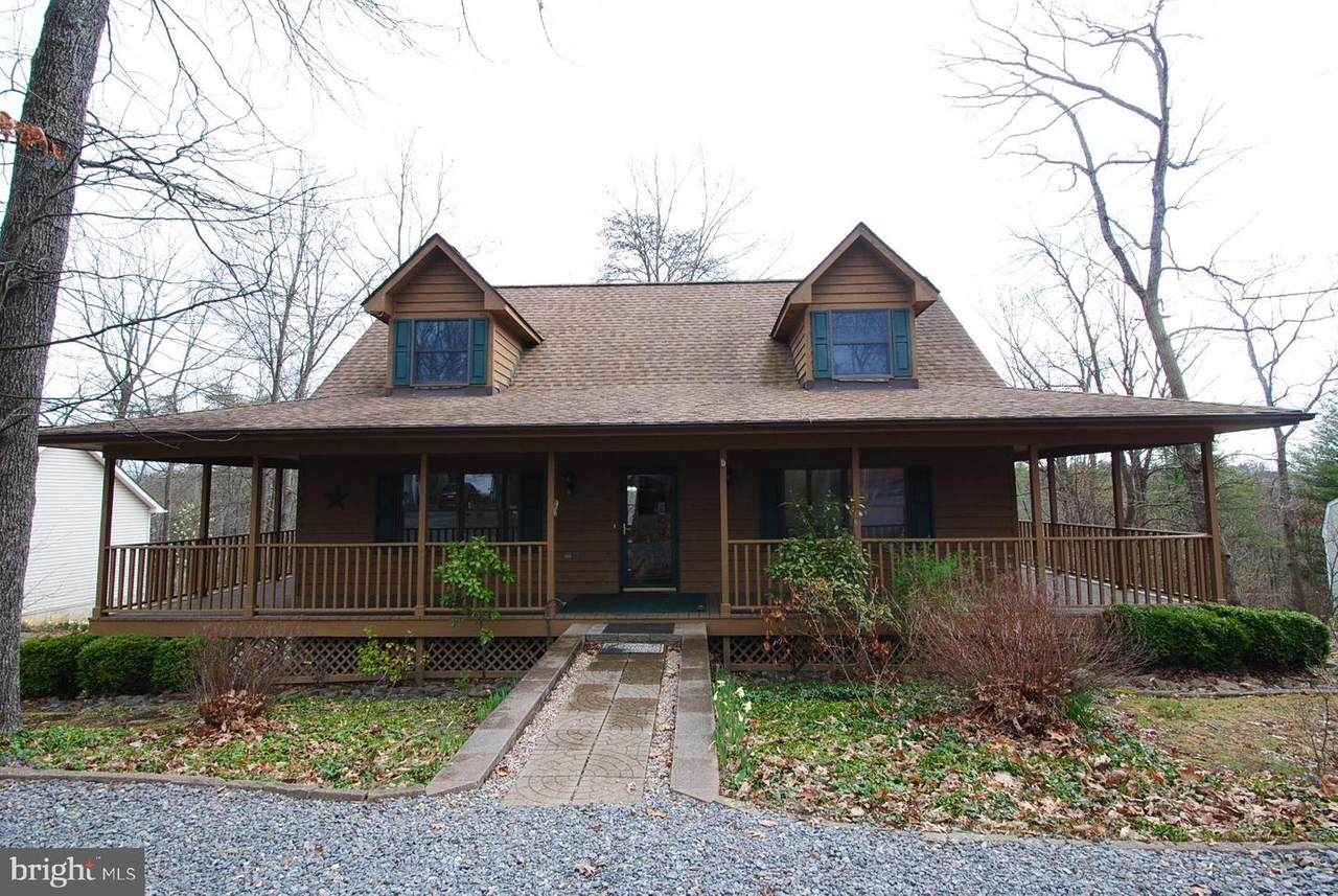 113 Greenwood Court - Photo 1
