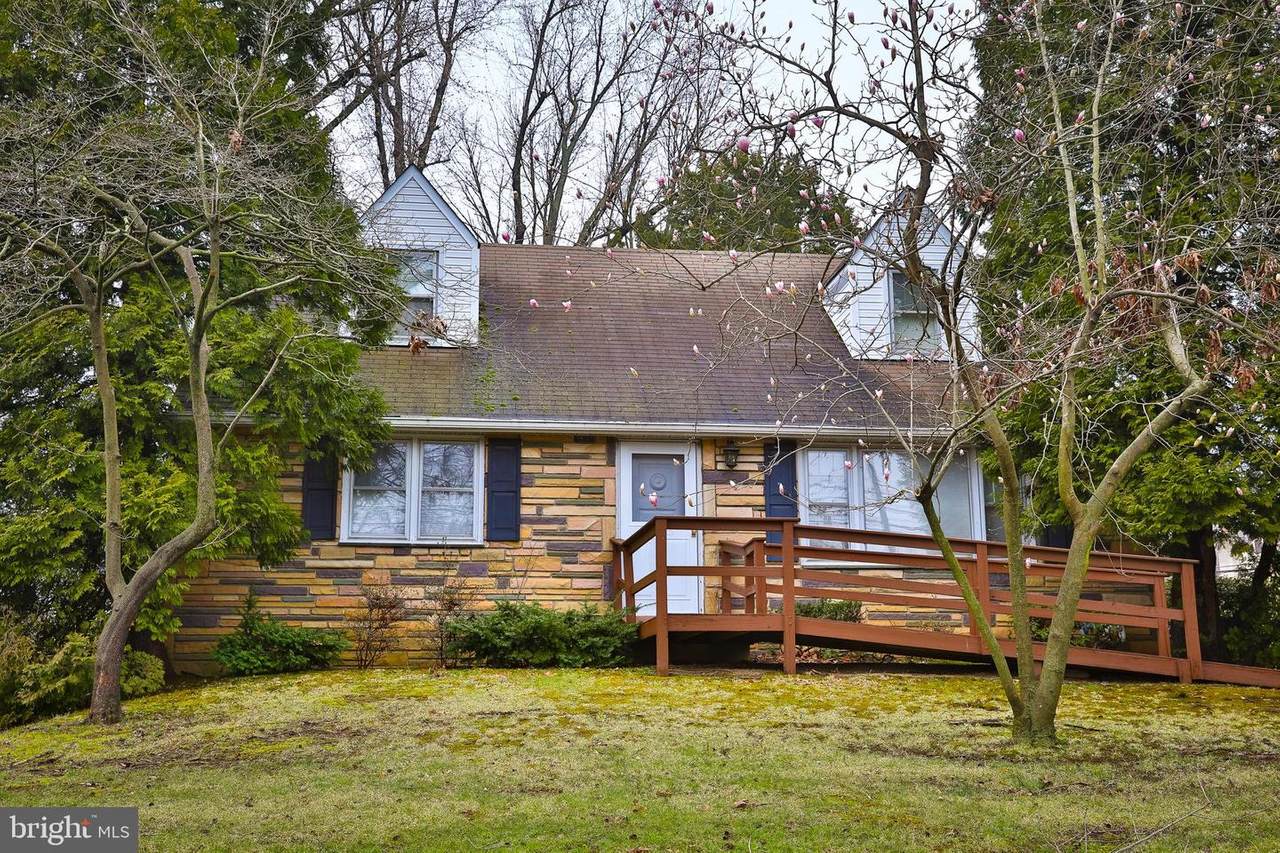 3242 Philmont Avenue - Photo 1