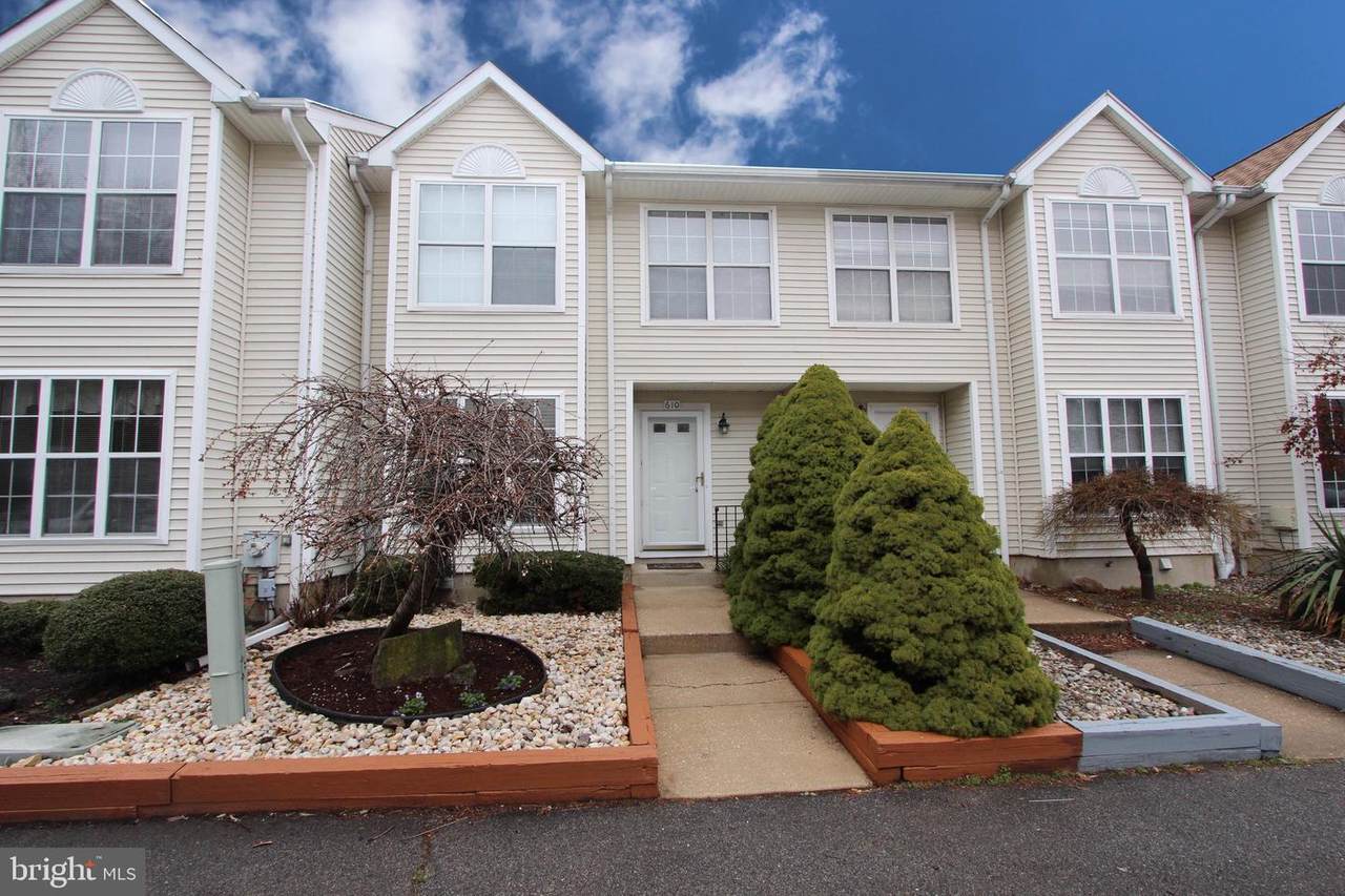 610 Benham Court - Photo 1