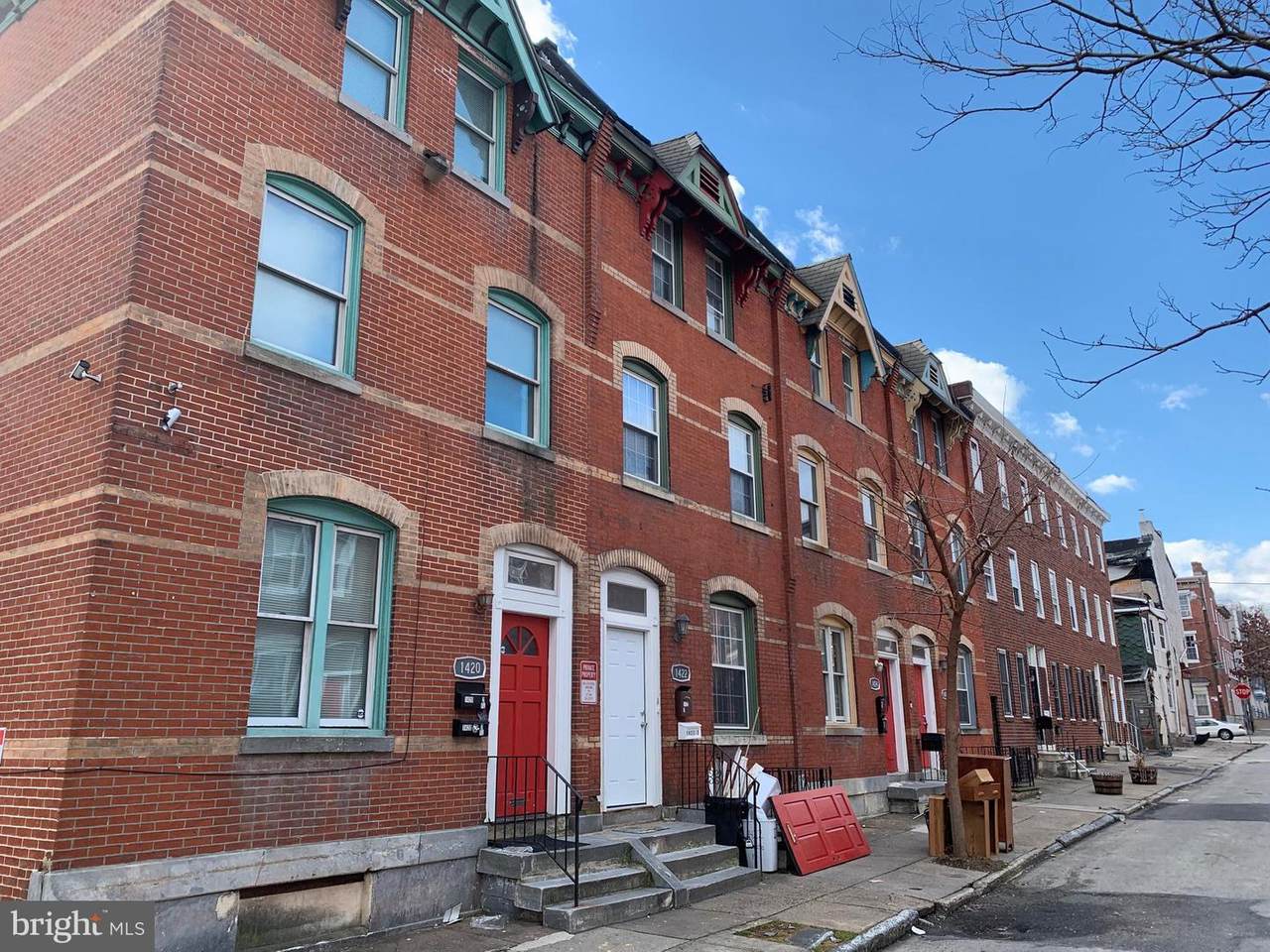 1435 Cambridge Street - Photo 1