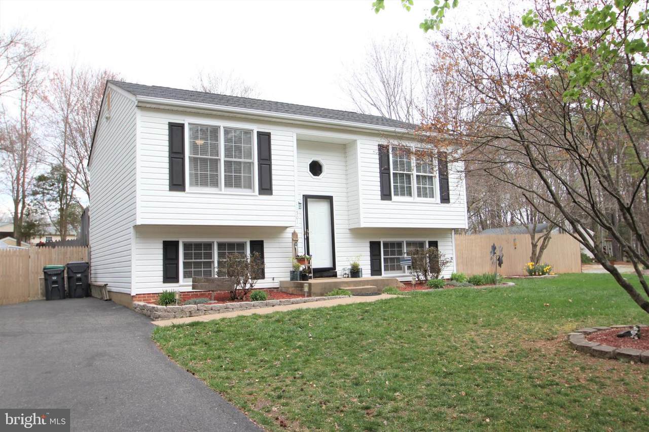 11501 Maplewood Drive - Photo 1
