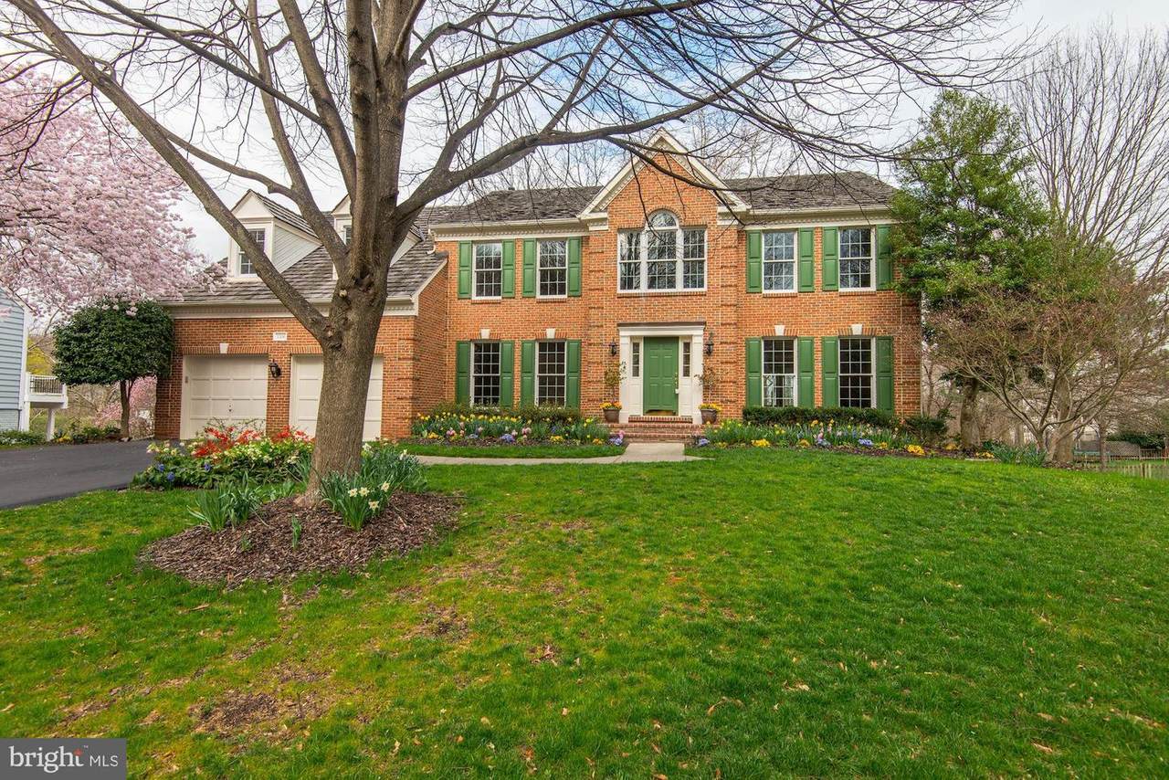 1206 Hawling Place - Photo 1