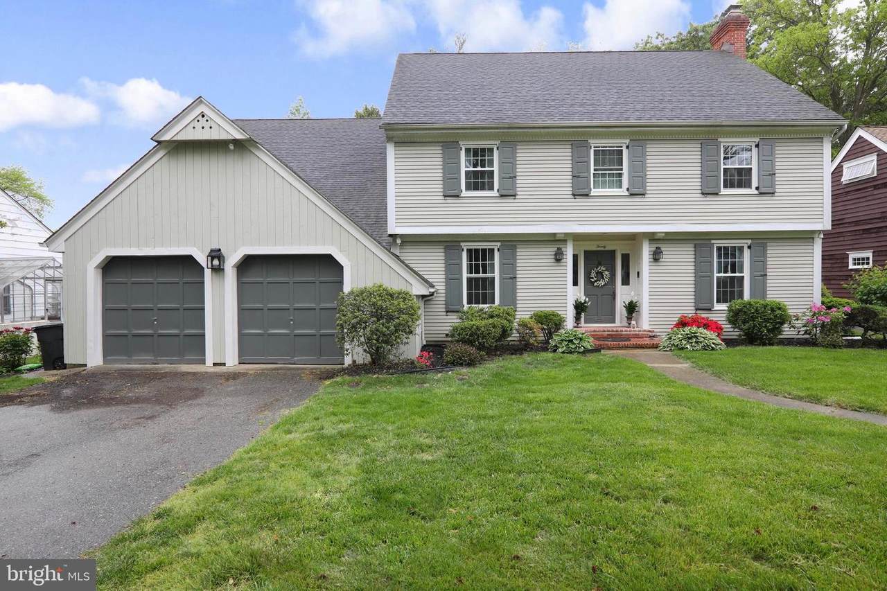 20 Colonial Ridge Drive - Photo 1