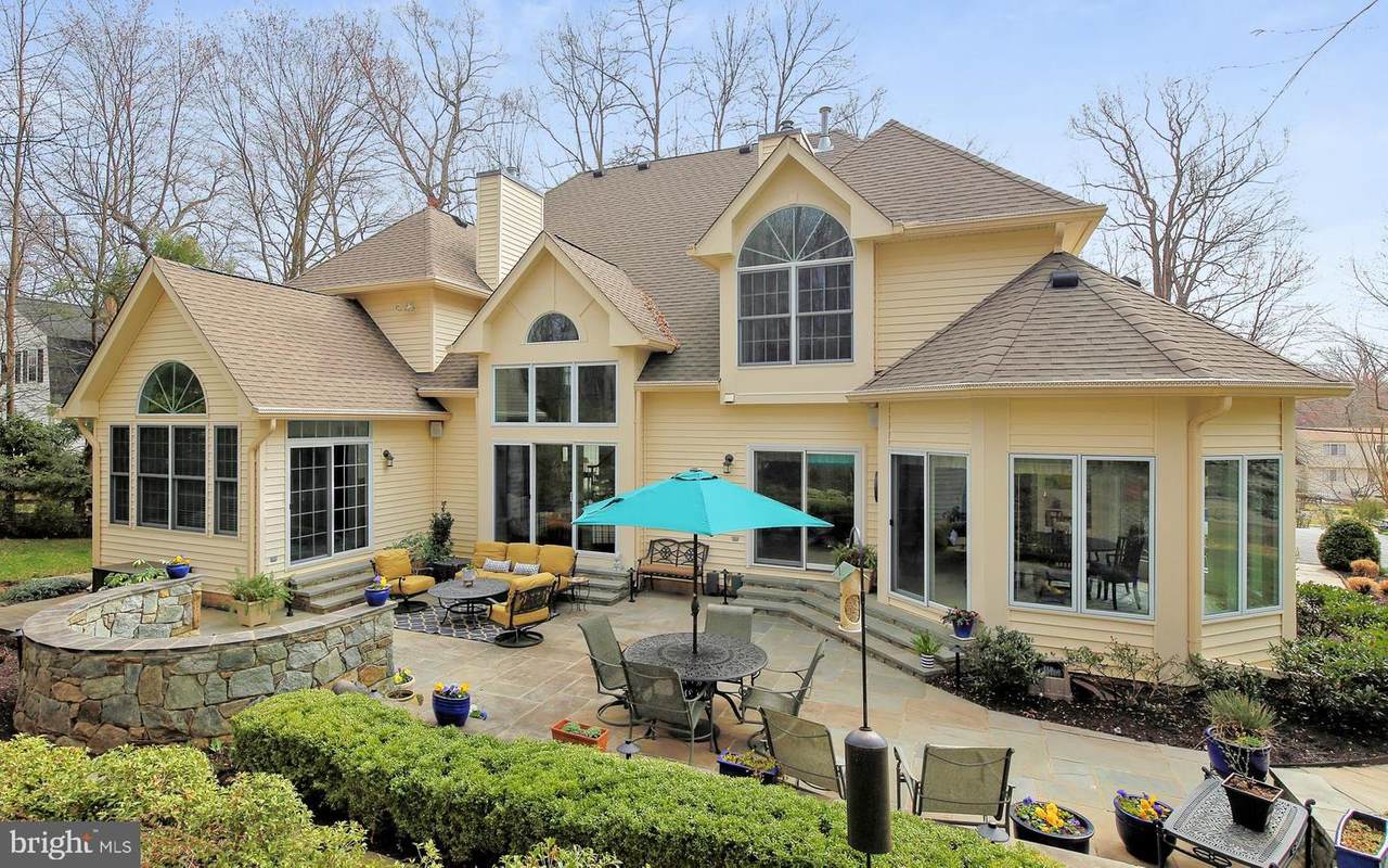 9320 Old Burke Lake Road - Photo 1