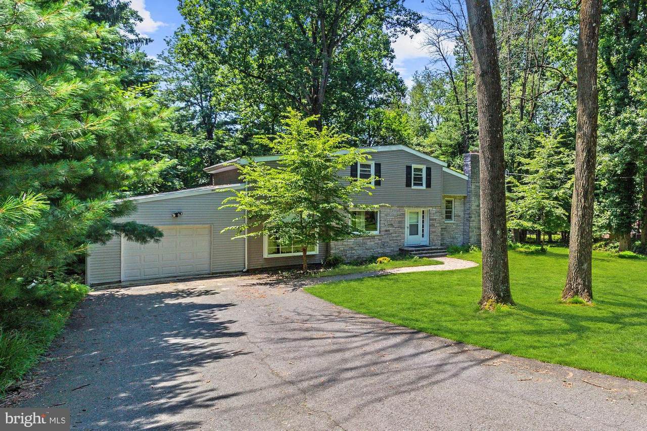 6 Perry Drive - Photo 1