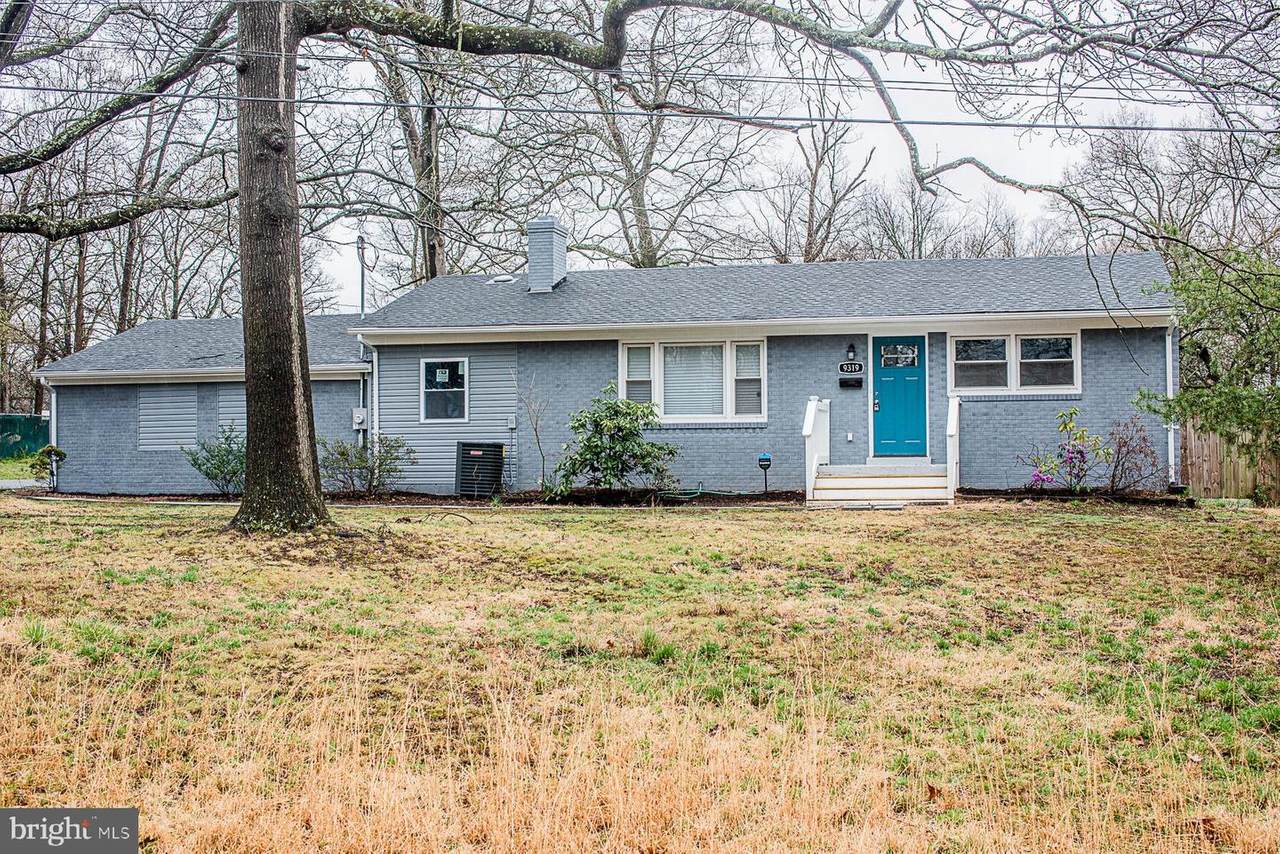 9319 Dubarry Avenue - Photo 1