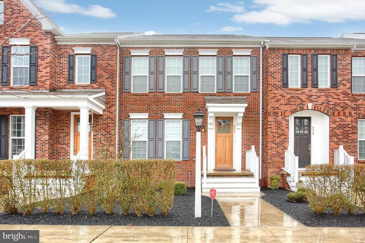 411 Old Farm Lane - Photo 1