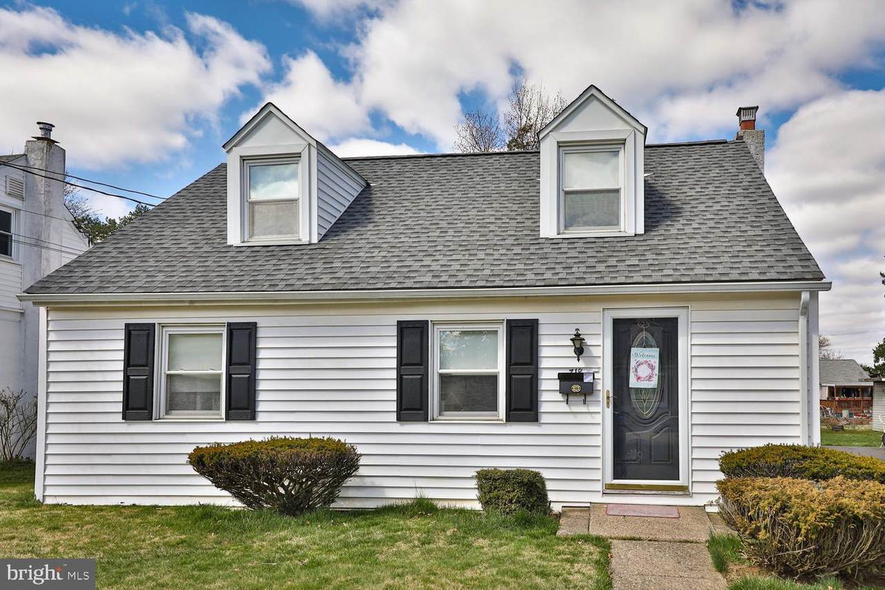 718 Harrison Avenue - Photo 1