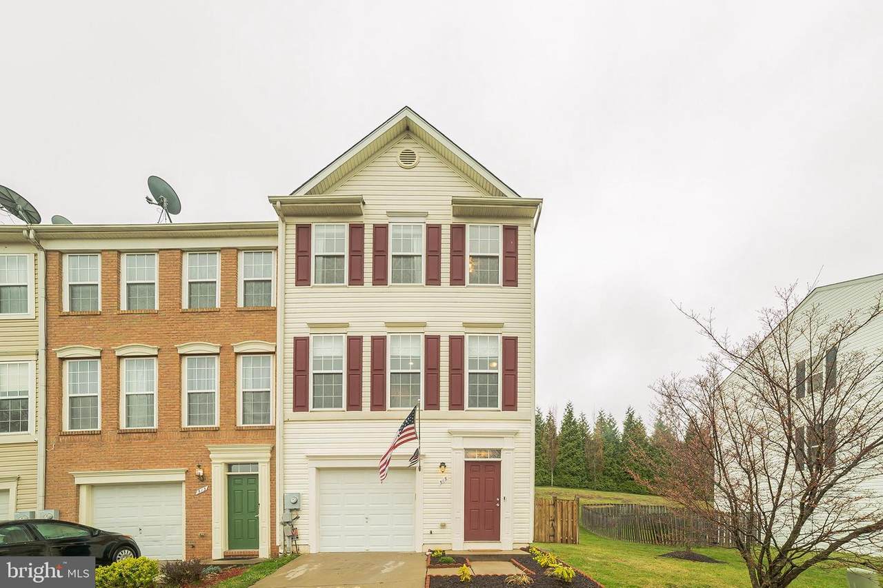 515 Sylvan Court - Photo 1