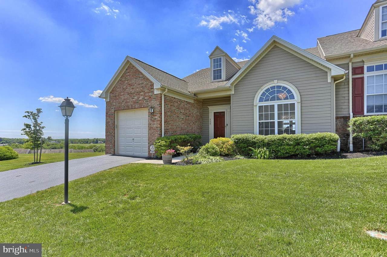 249 Prospect Circle - Photo 1