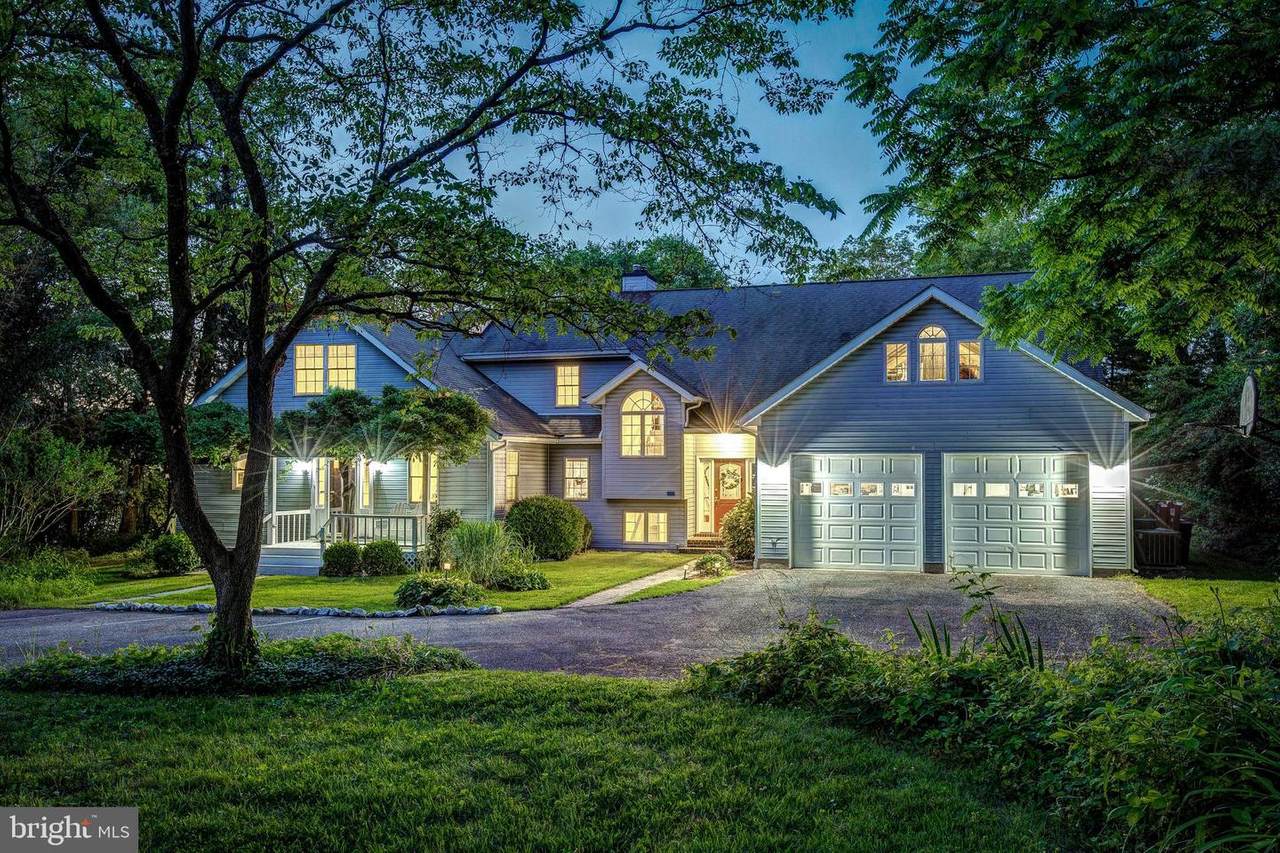 2774 Hambleton Road - Photo 1
