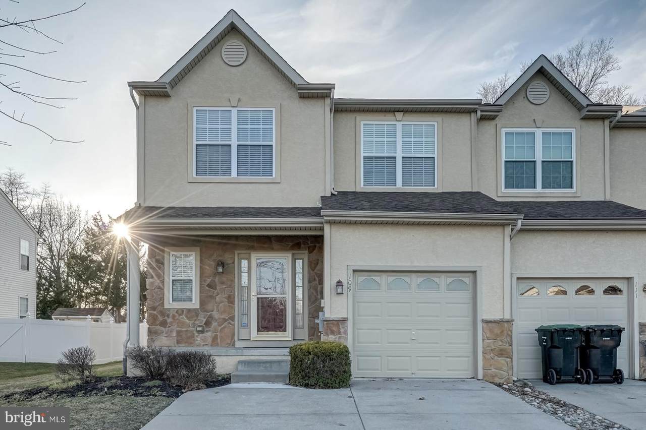 109 Sequoia Drive - Photo 1