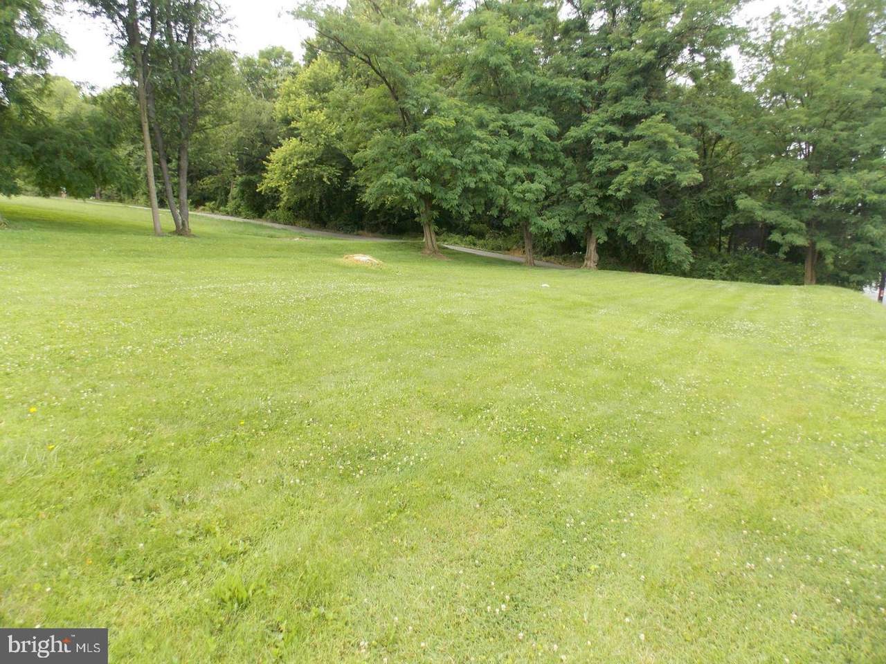 716 Main St. W. - Photo 1