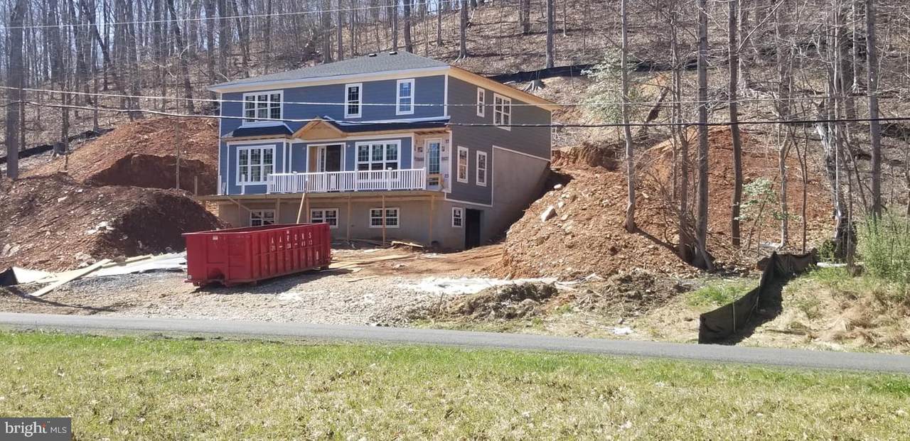 6734 River Road - Photo 1