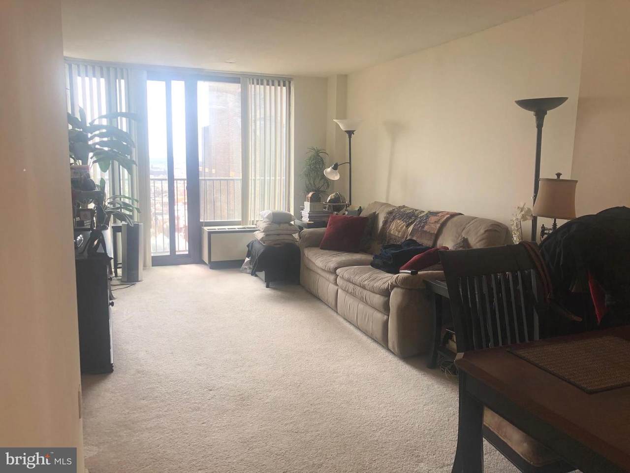 1420 Locust Street - Photo 1