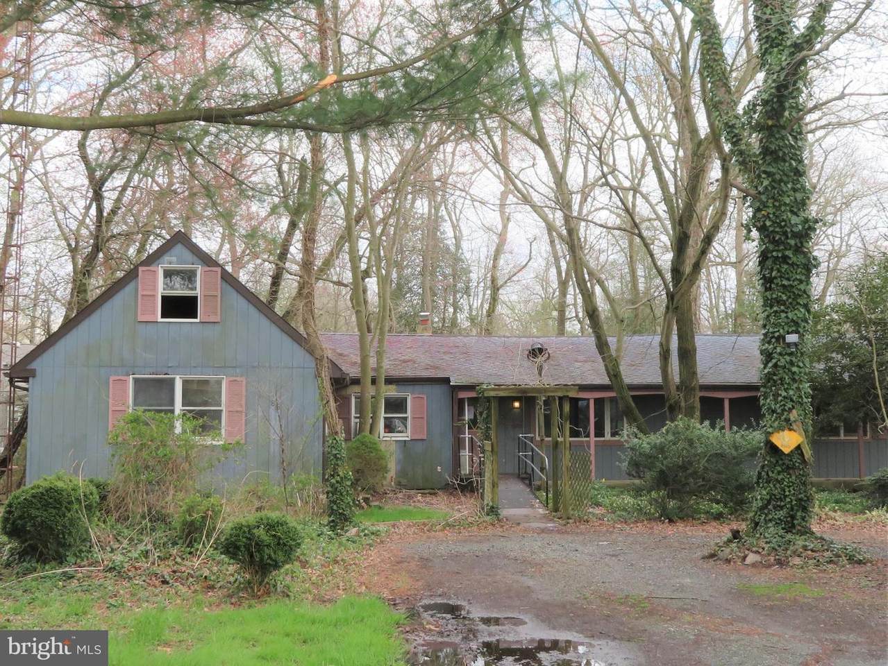 86 Three Bridge Road - Photo 1