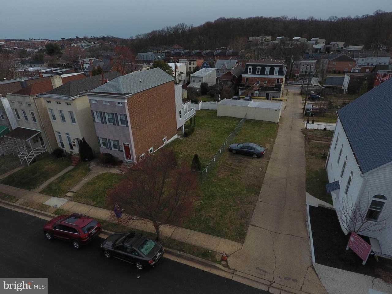2011 Girard Avenue - Photo 1
