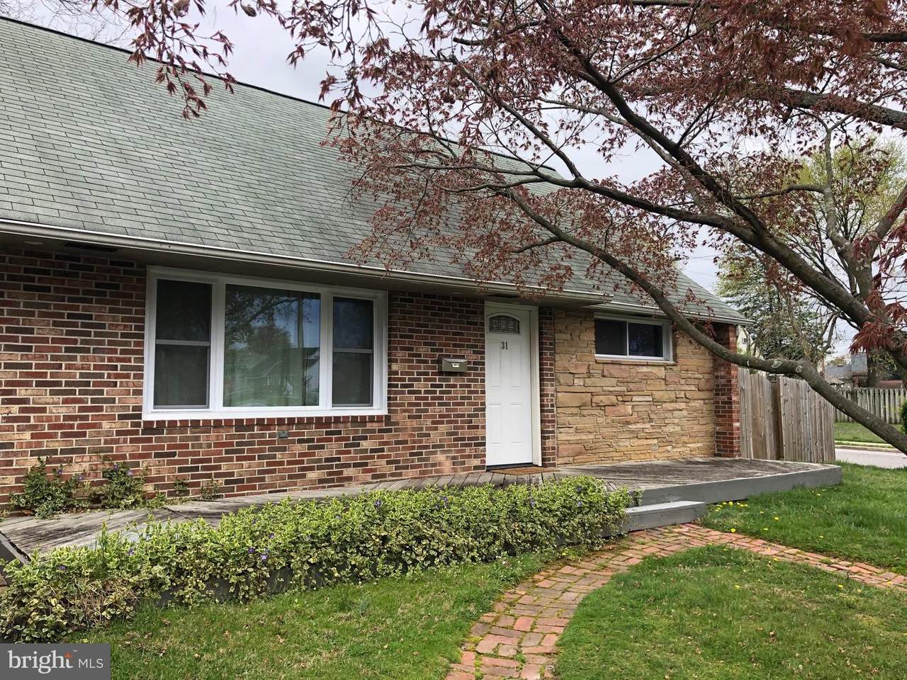 31 Country Club Drive - Photo 1