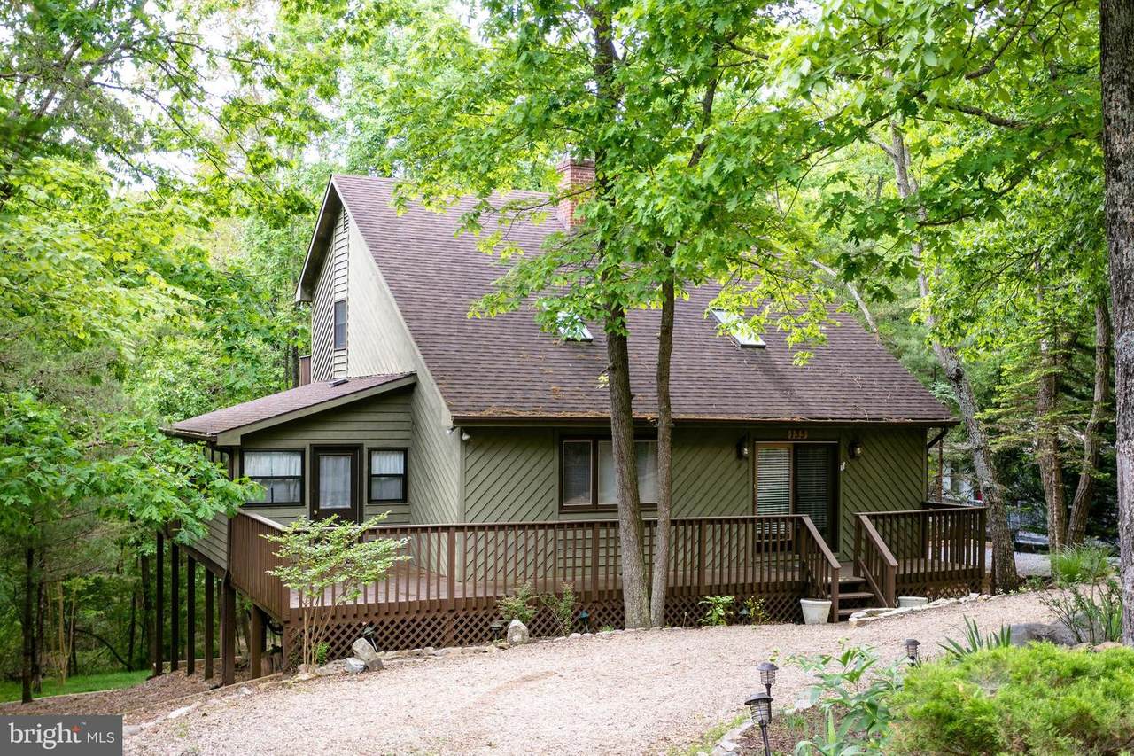 133 Greenwood Court - Photo 1