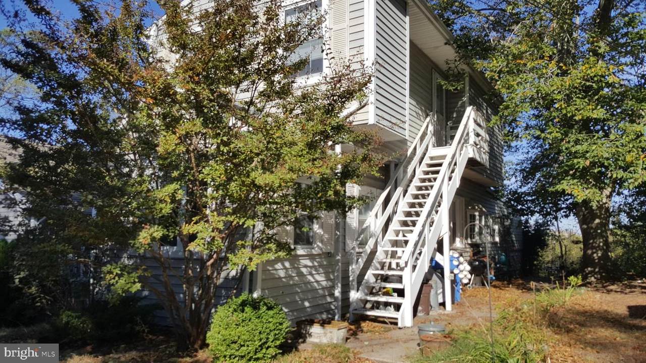 705 Grand Avenue - Photo 1