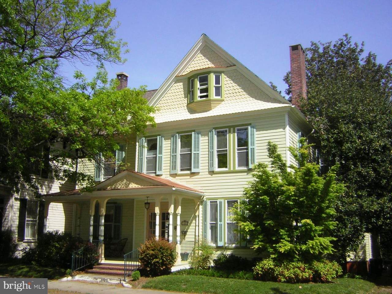 109 Goldsborough Street - Photo 1