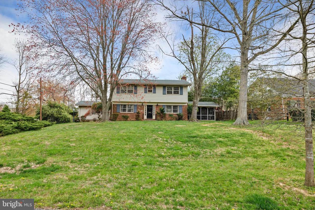 11600 Hickory Drive - Photo 1