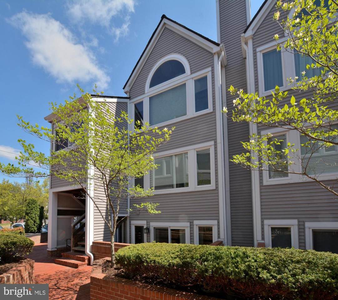 5534 Lee Highway - Photo 1 5534 Lee Highway - Photo 1