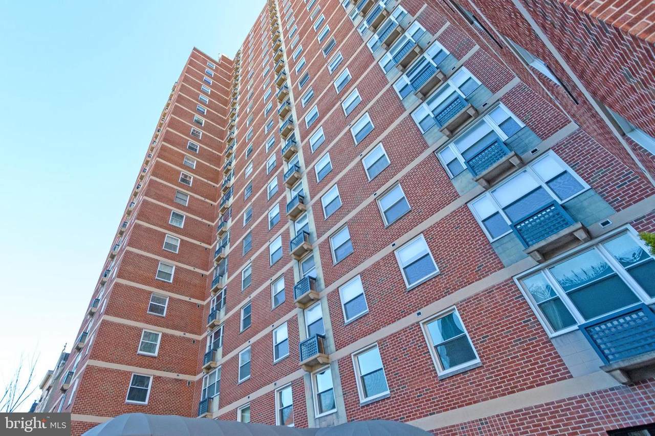 1101 Saint Paul Street - Photo 1