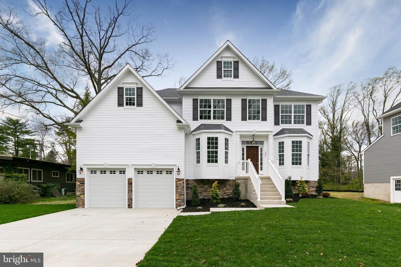 307 Kenwood - Photo 1