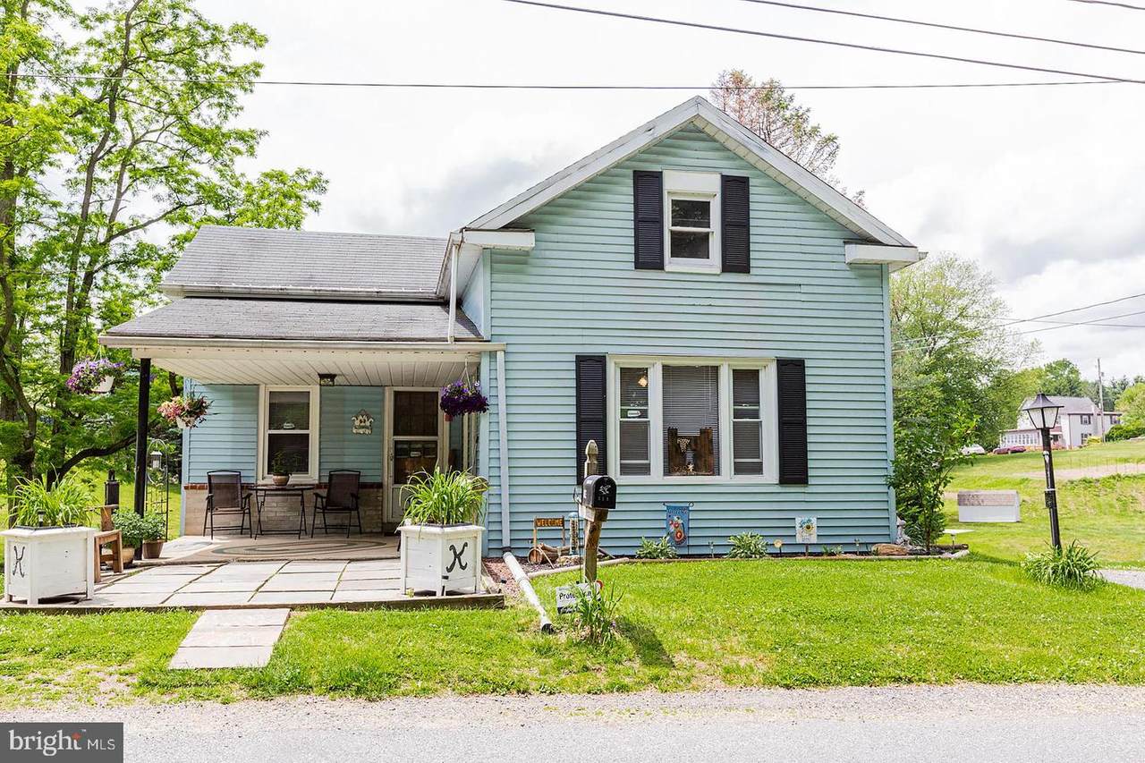 111 Hempfield Street - Photo 1