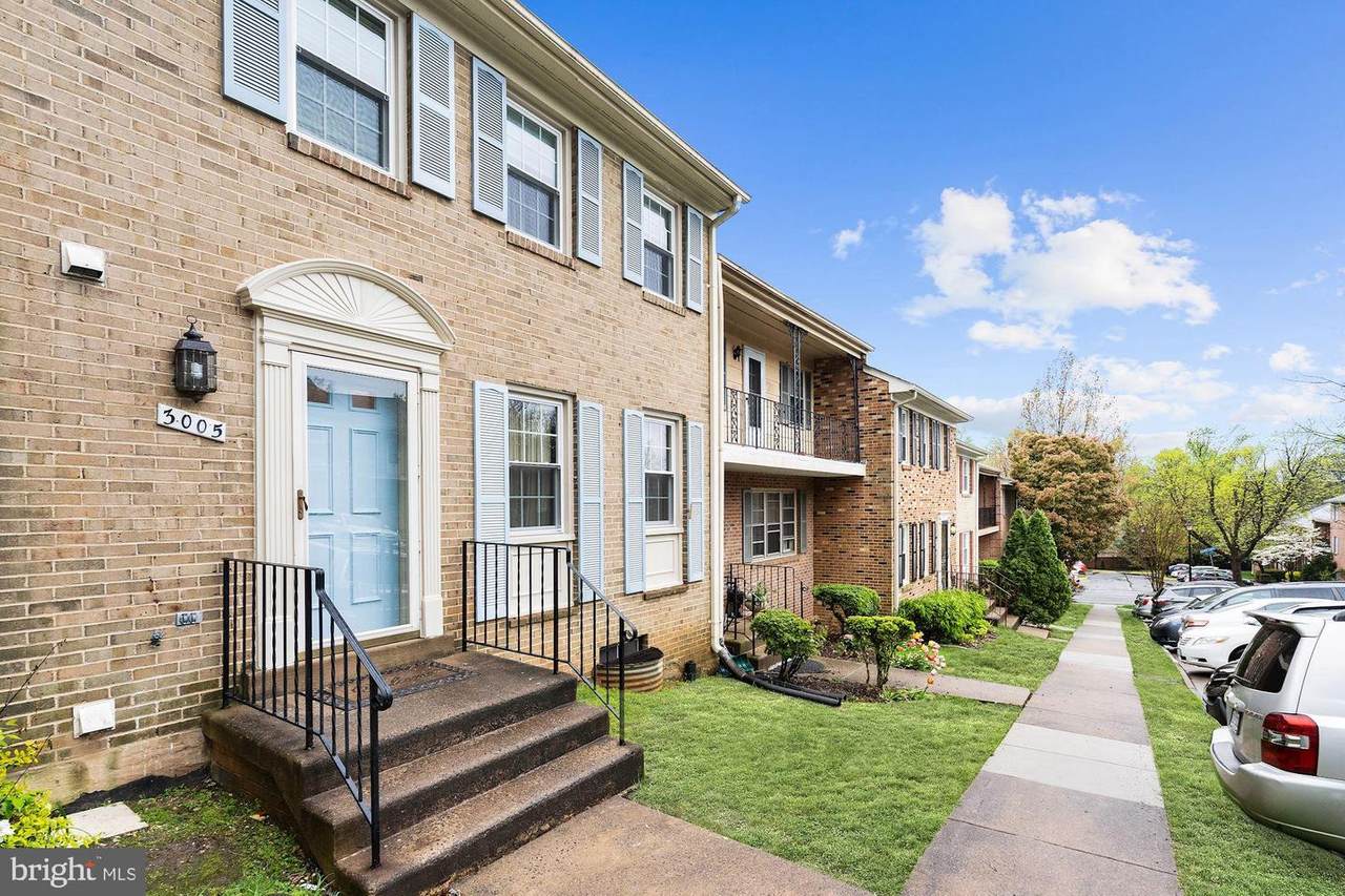 3005 Seven Oaks Place - Photo 1