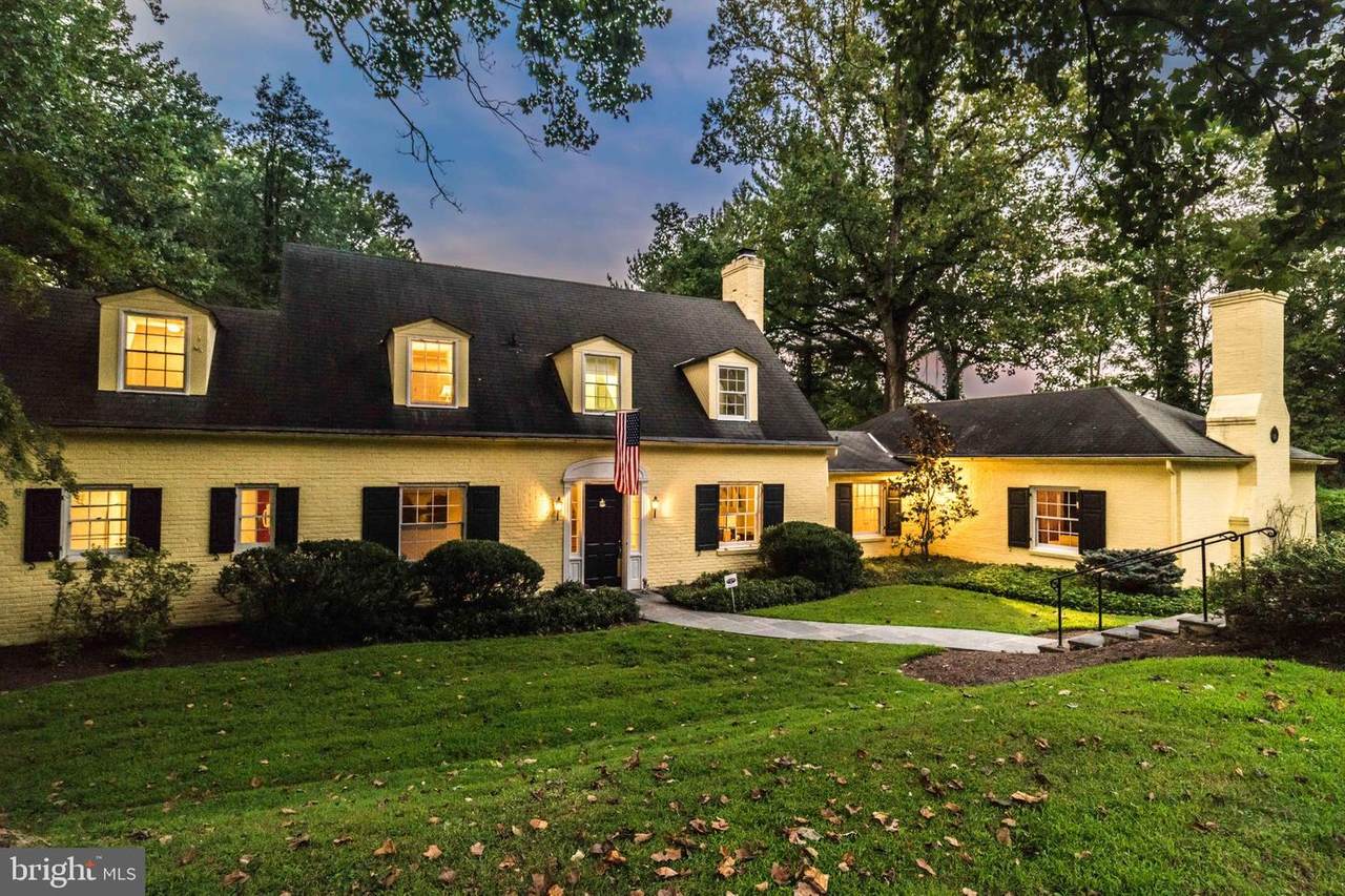 222 Hopkins Lane - Photo 1