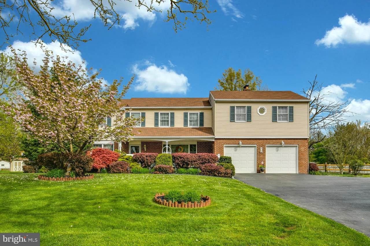 57 Larkin Lane - Photo 1
