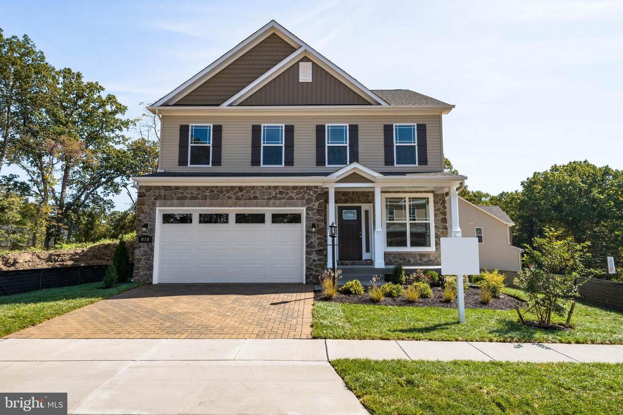 7822 Wildflower Drive - Photo 1