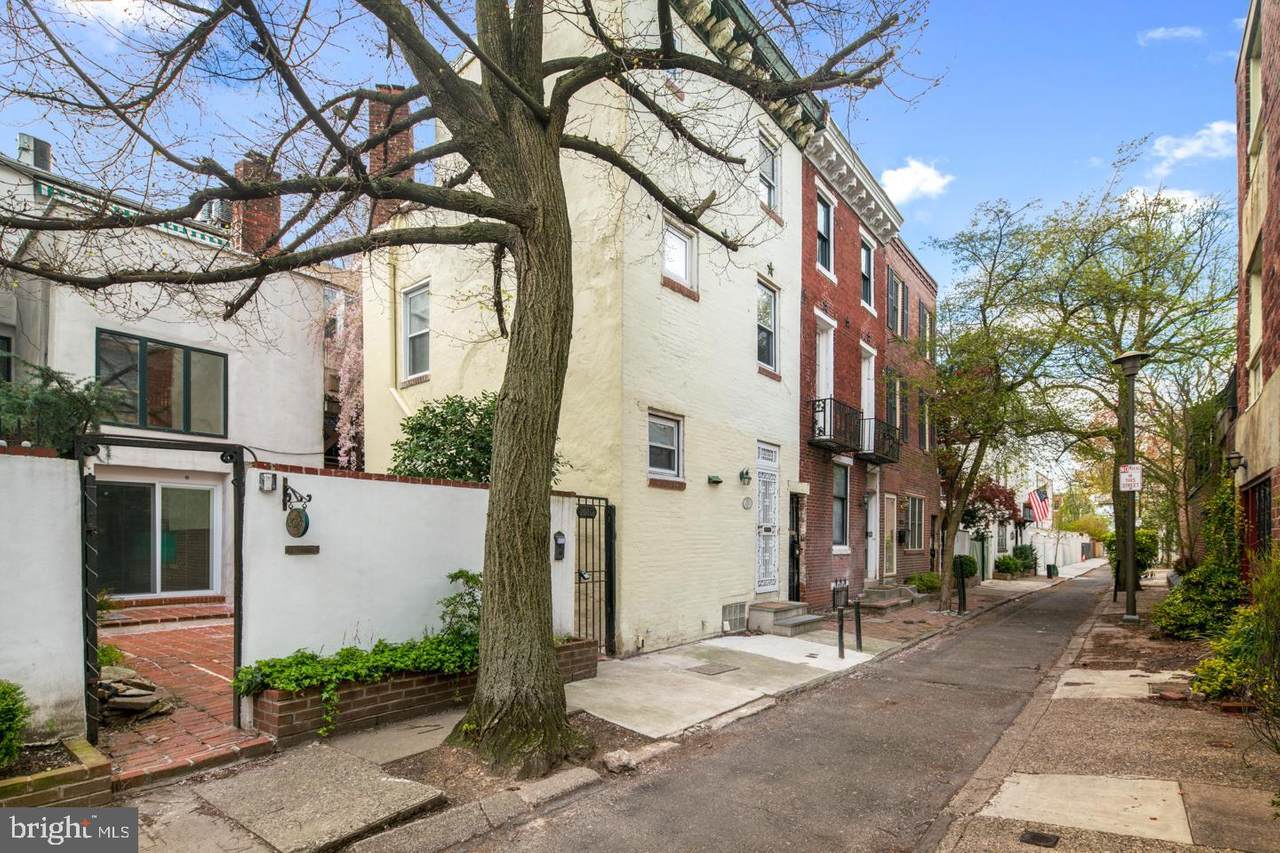 2014 Addison Street - Photo 1