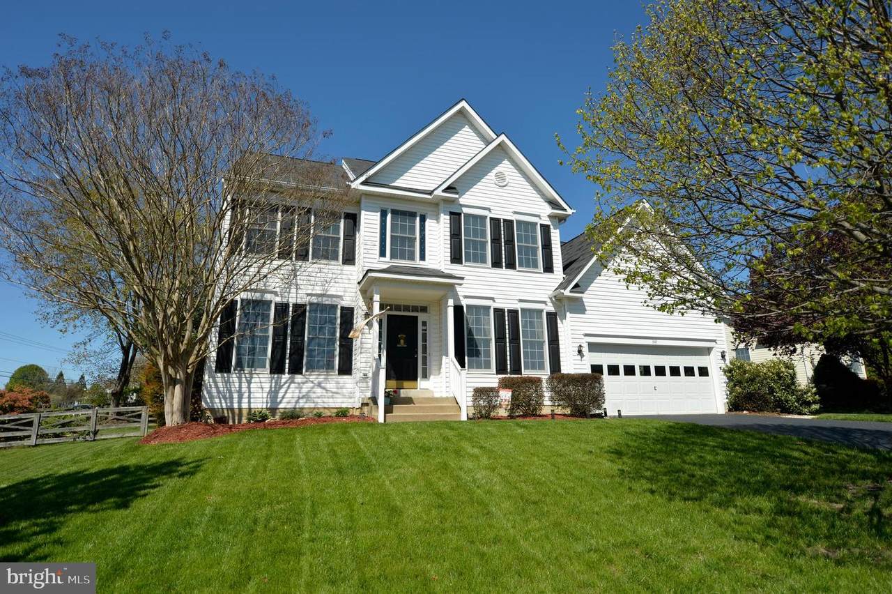 649 Elliot Drive - Photo 1 649 Elliot Drive - Photo 1