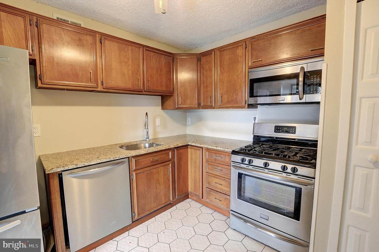 5225 Pooks Hill Road - Photo 1