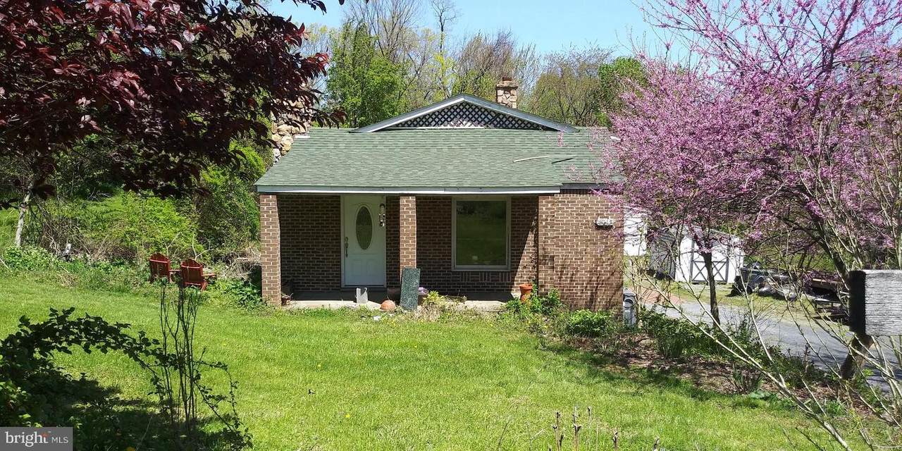 6015 Bartonsville Road - Photo 1