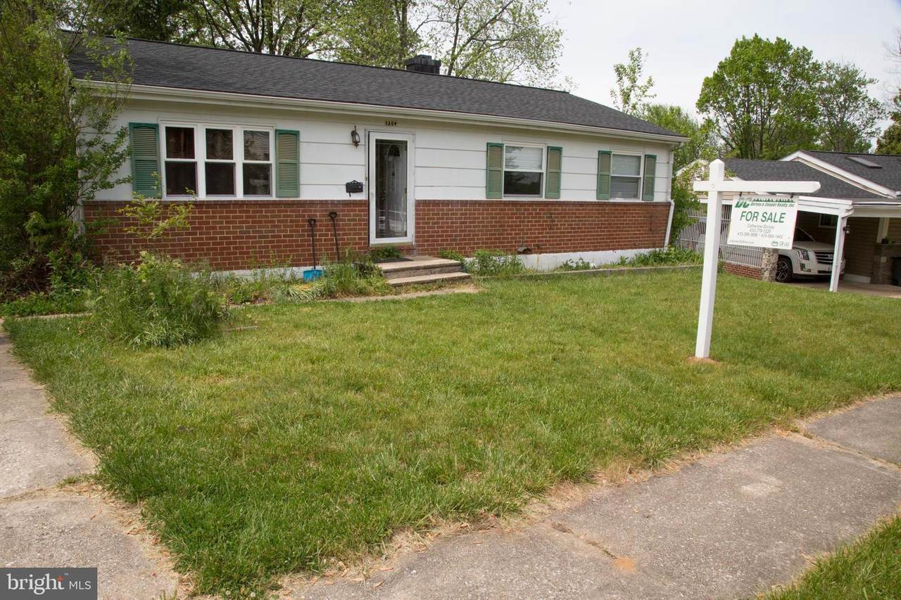 1204 Redcliffe Road - Photo 1