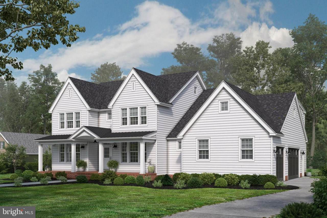 230 Summit Avenue - Photo 1