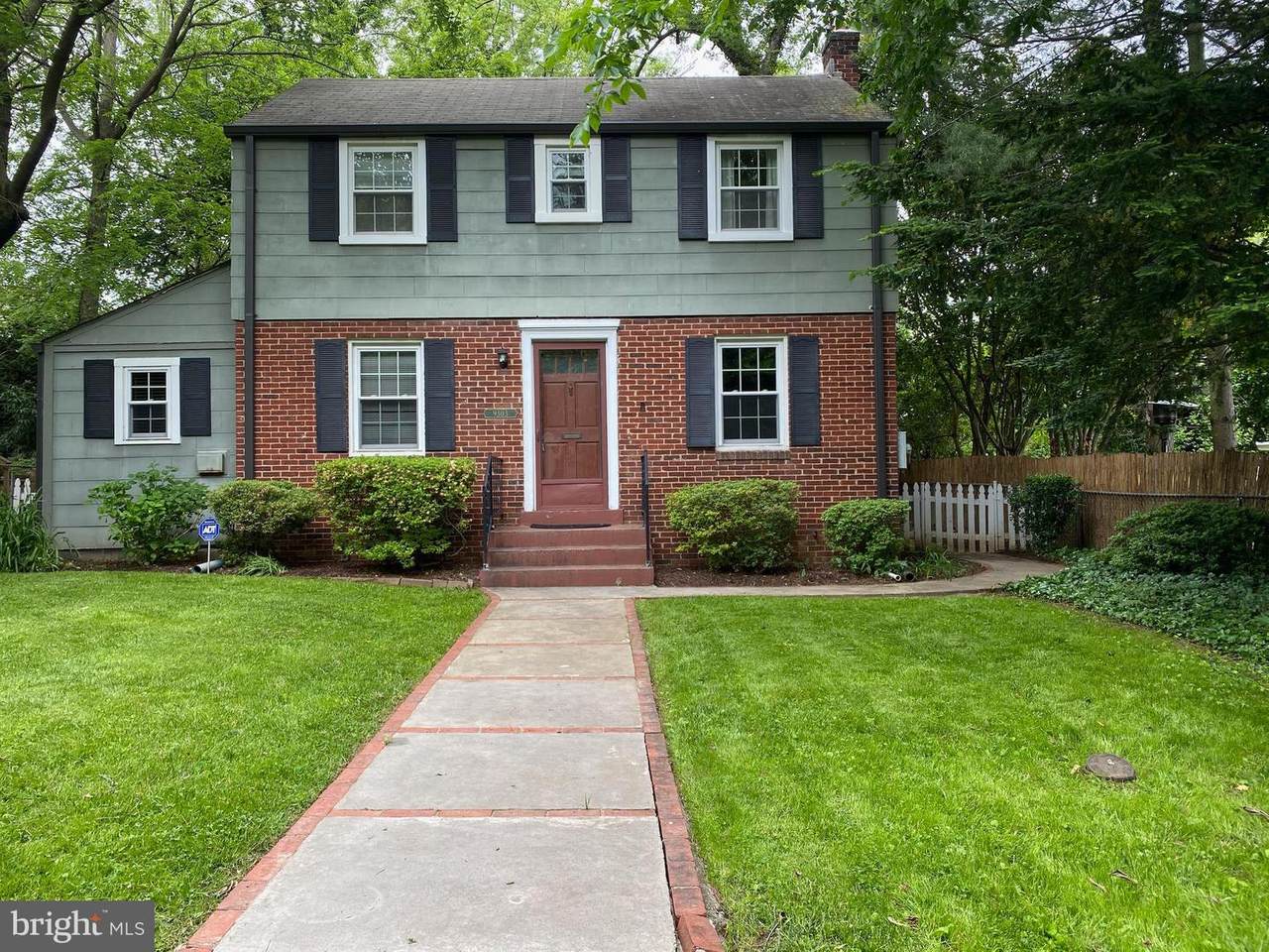 9303 Glenville Road - Photo 1