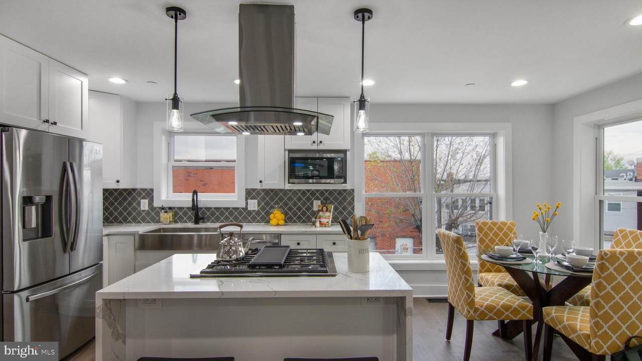 1267 Penn Street - Photo 1