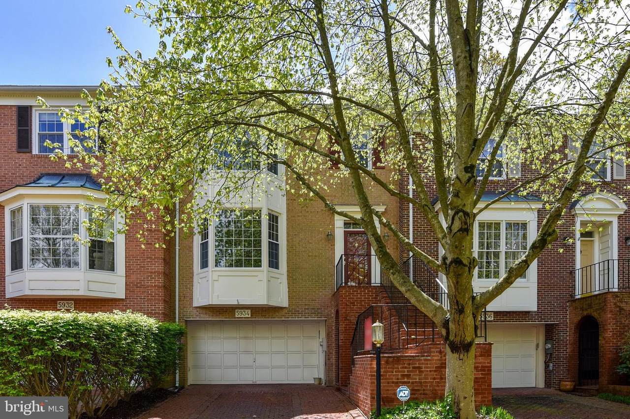 5934 Maplewood Park Place - Photo 1
