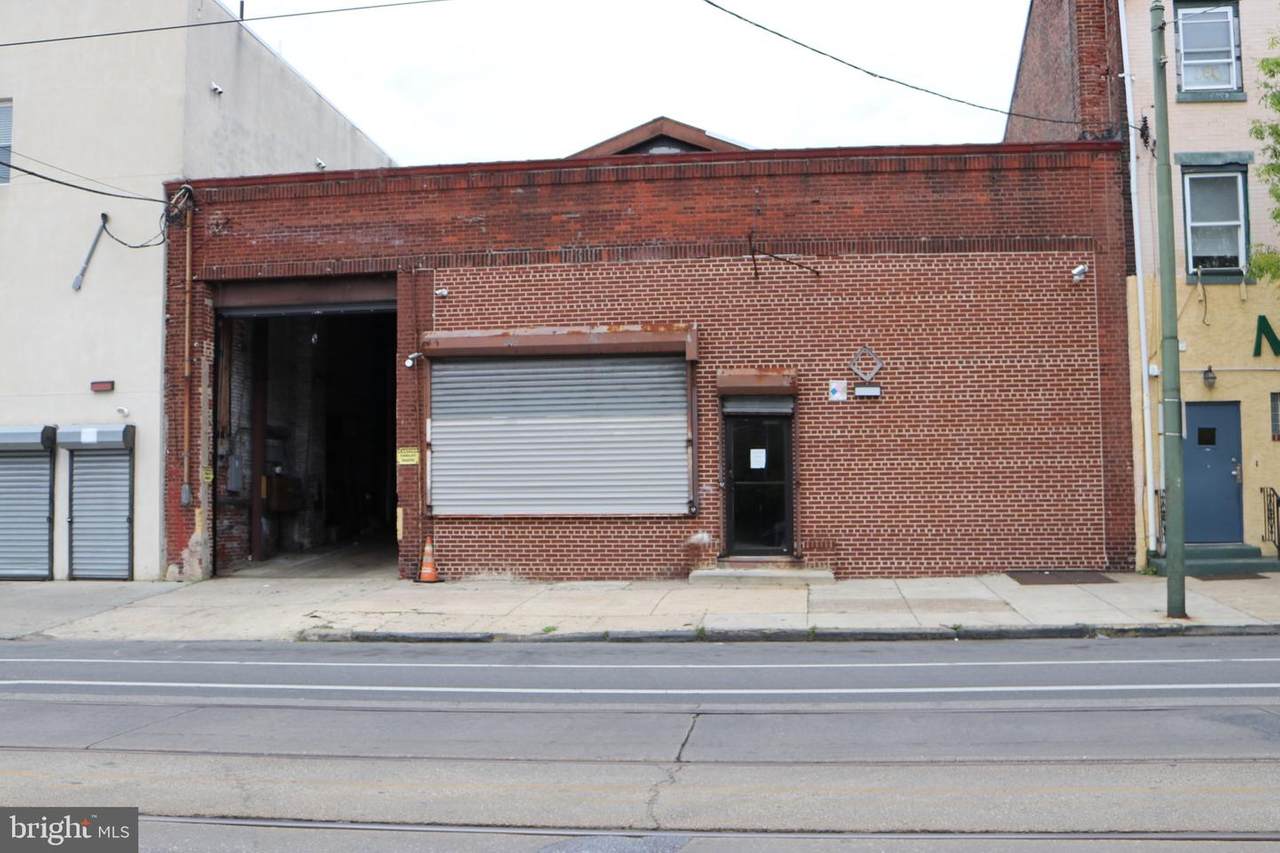 4643-47 Lancaster Avenue - Photo 1