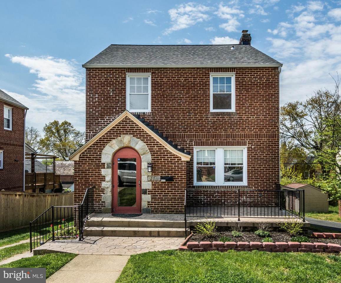 2711 Bauernwood Avenue - Photo 1 2711 Bauernwood Avenue - Photo 1