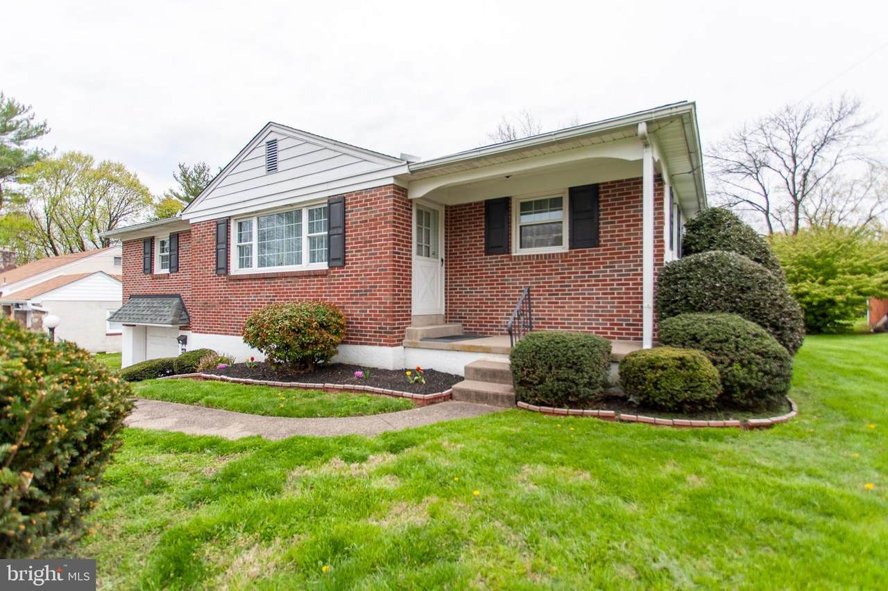 608 Belvoir Road - Photo 1