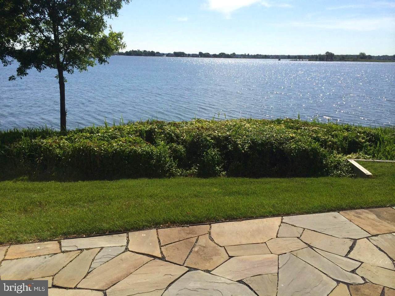 438 Narrows Pointe Drive - Photo 1