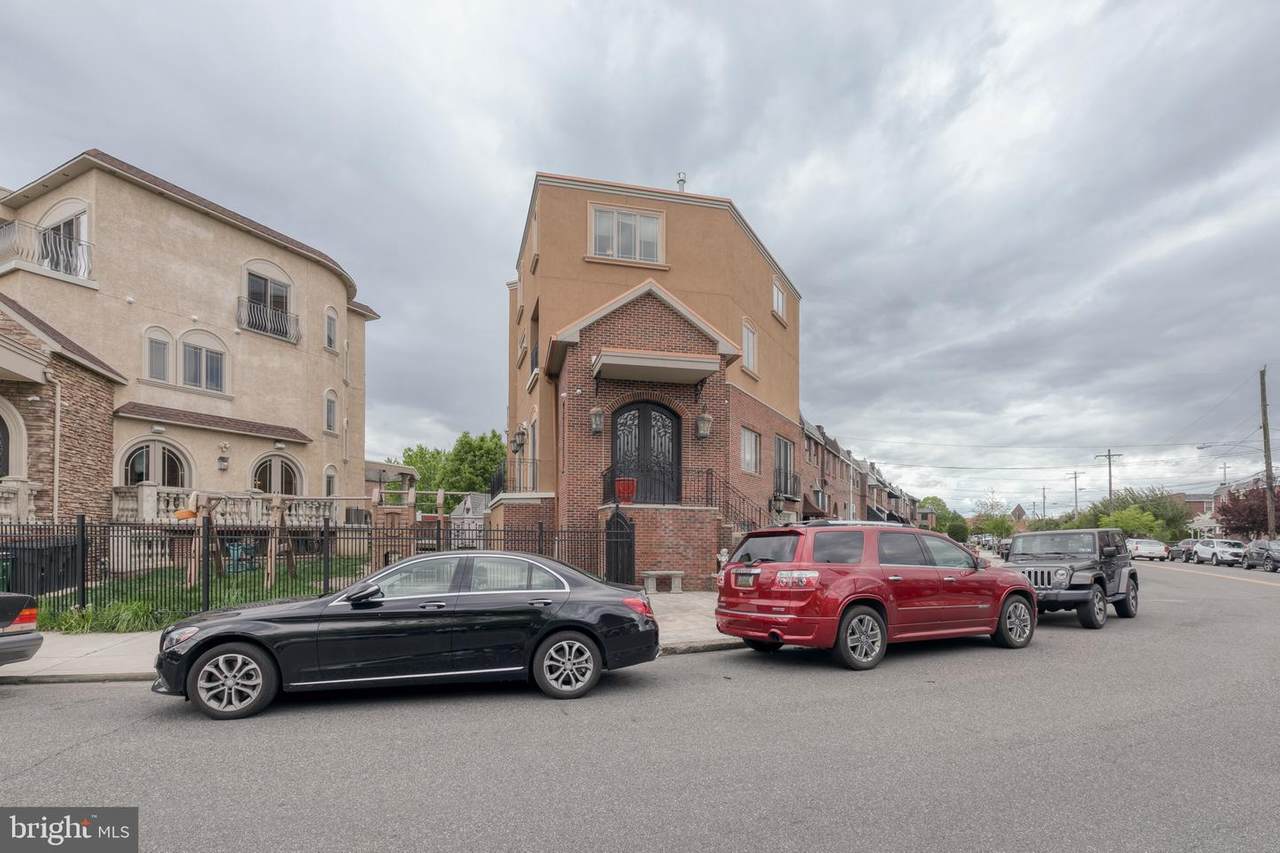 3135 Uber Street - Photo 1