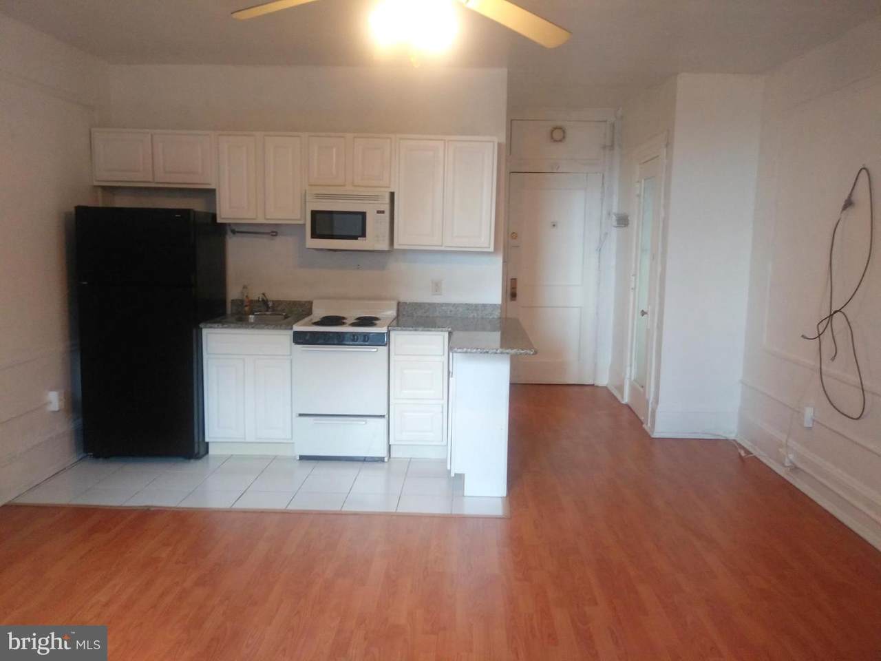 1324 Locust Street - Photo 1